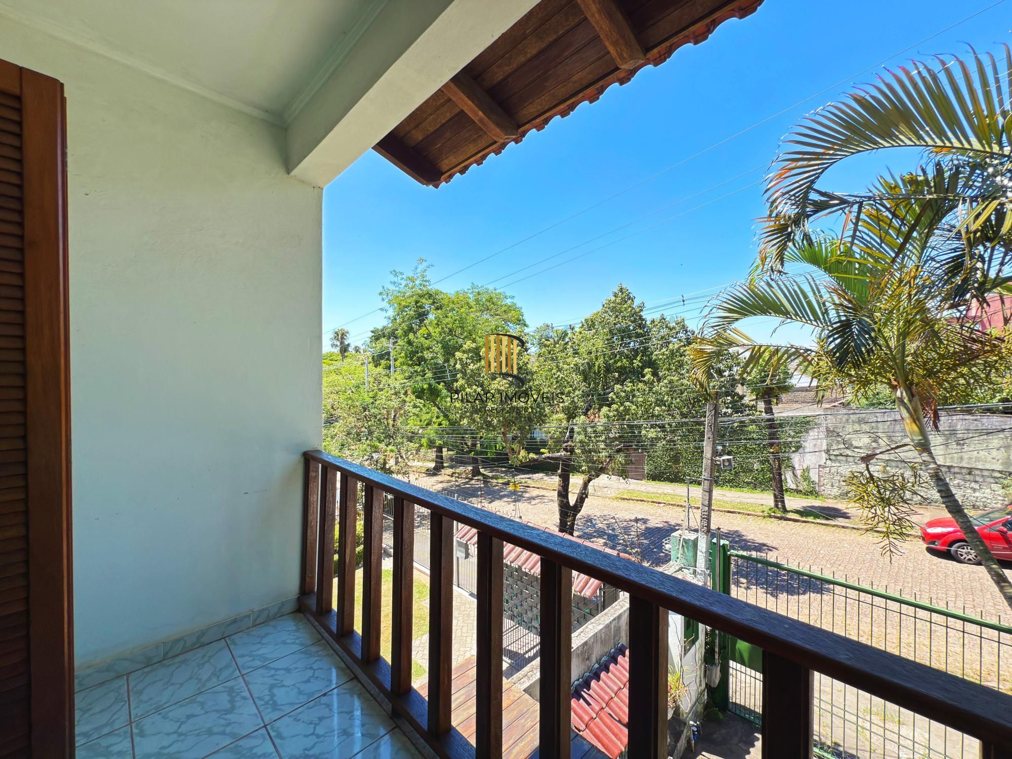 Casa para Venda - 190m², 3 dormitórios, sendo 1 suites, 3 vagas - Nonoai