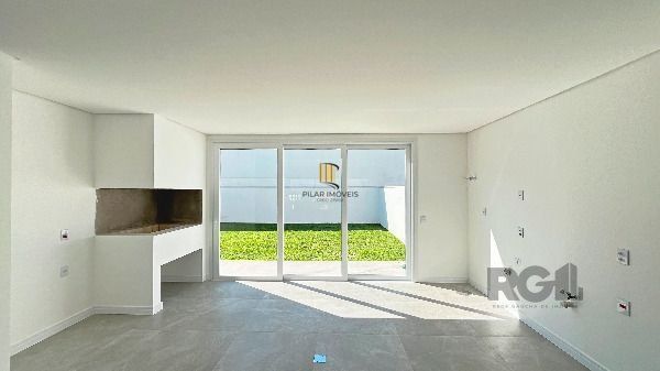 Casa Condominio em Porto Alegre, no bairro Hípica, com 3 dormitório(s), e 3 banh