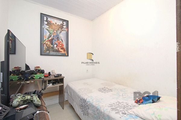 Casa em Porto Alegre, no bairro Cavalhada, com 4 dormitório(s), e 4 banheiros, à