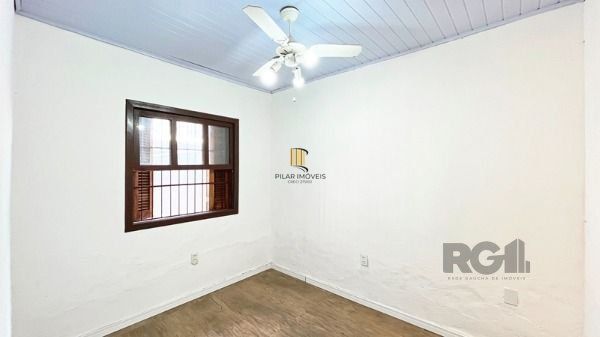 Casa em Porto Alegre, no bairro Restinga, com 2 dormitório(s),