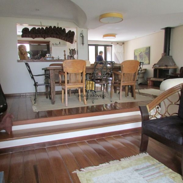 Casa para Venda - 340m², 4 dormitórios, sendo 2 suites, 3 vagas - Jardim Isabel