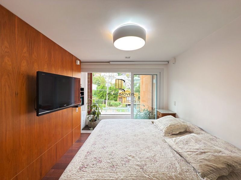 Residência, ótimo padrão com 4 suítes nos altos do Jardim Isabel, com vista pere