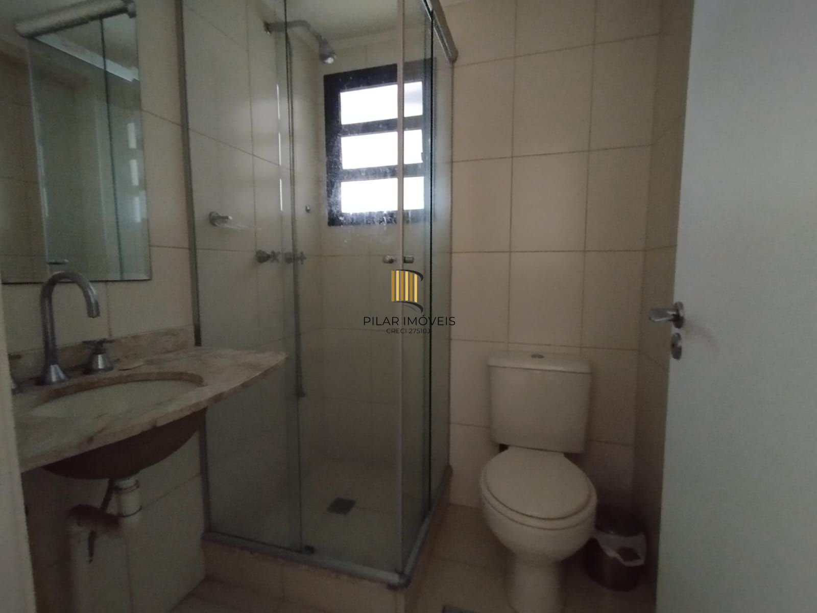 Apartamento com 3 Dormitórios, 2 vagas , uma quadra do Zaffari Otto