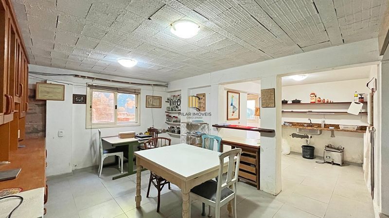 No condomínio Mountain Ville Residência 3 dormitórios.