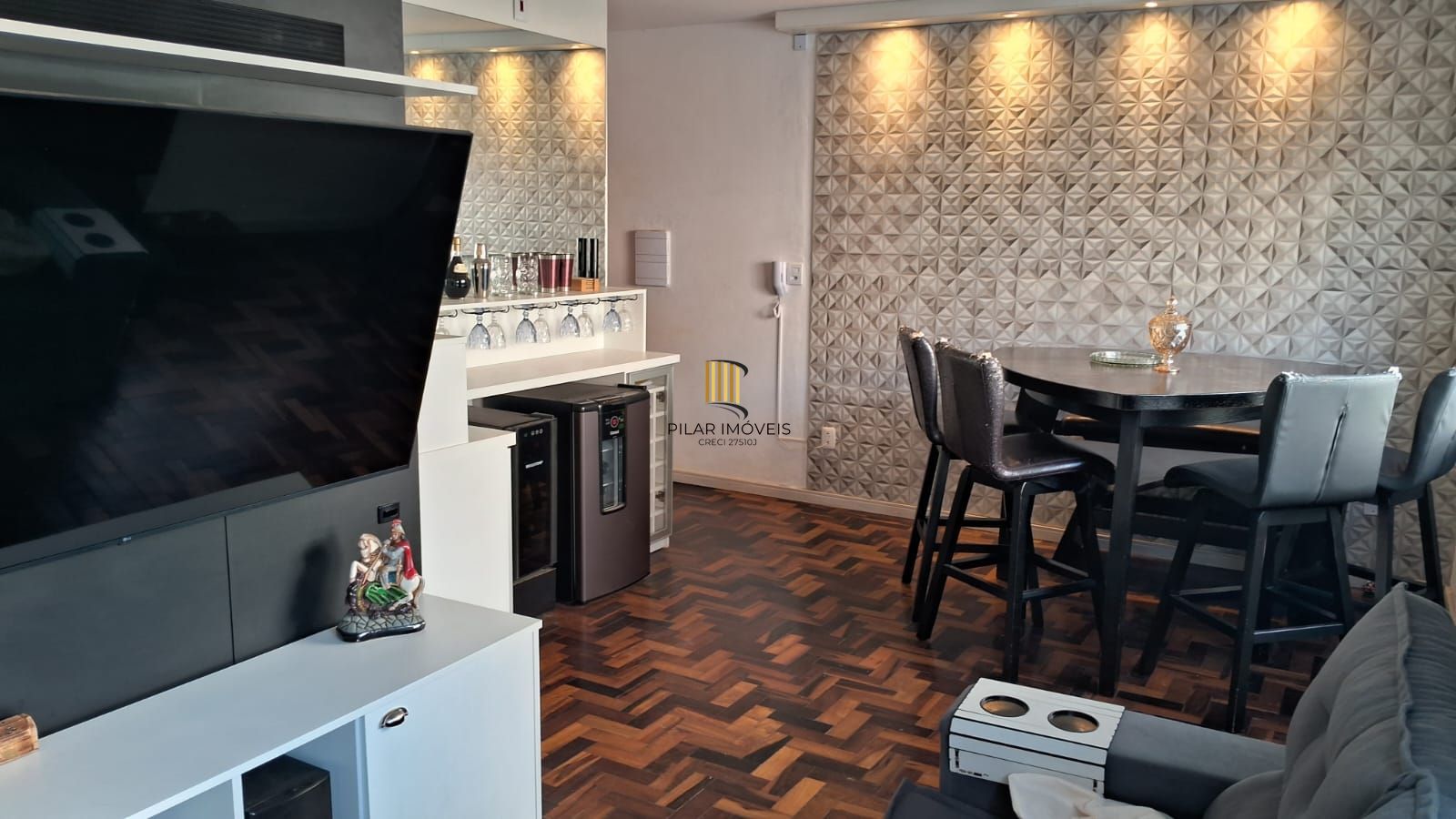 Apartamento 3 dormitórios no bairro Cristal