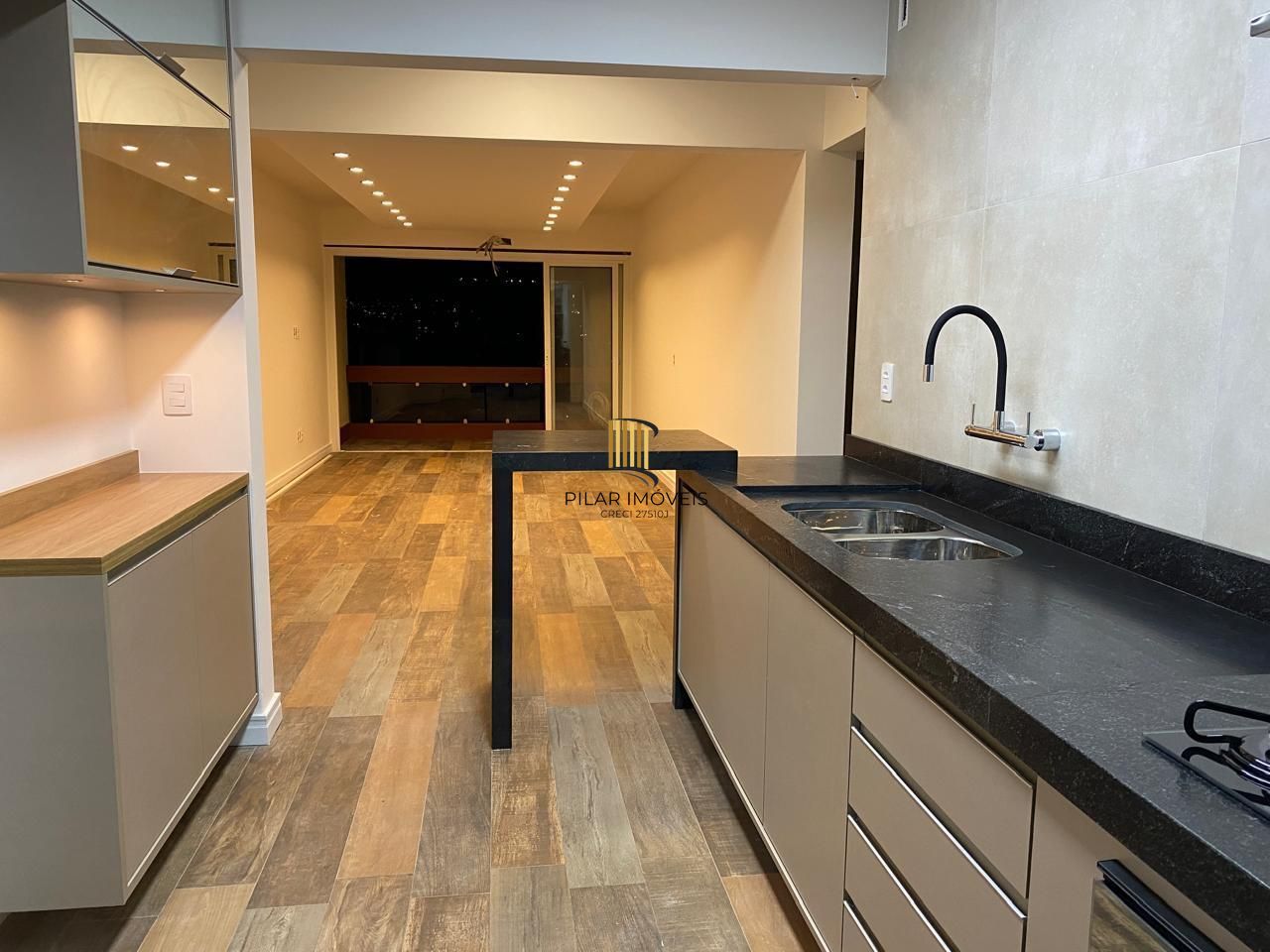 Ótimo apartamento 3 dormitórios, suíte, vaga escriturada, elevador, vista perene