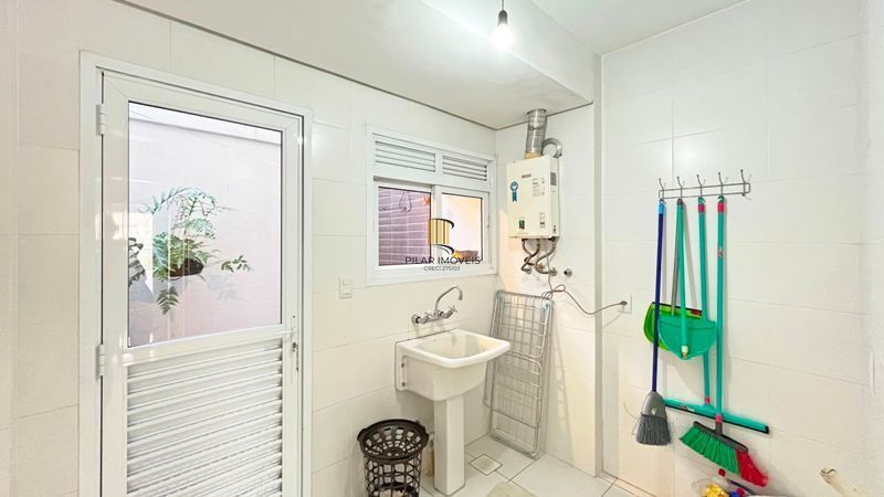 Casa em Condomínio 4 dormitórios à venda Praia de Belas Porto Alegre/RS