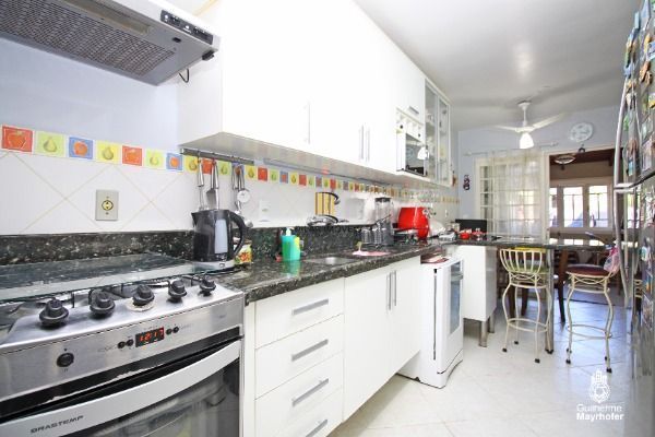 Casa para Venda - 219.05m², 3 dormitórios, sendo 1 suites, 2 vagas - Bahamas