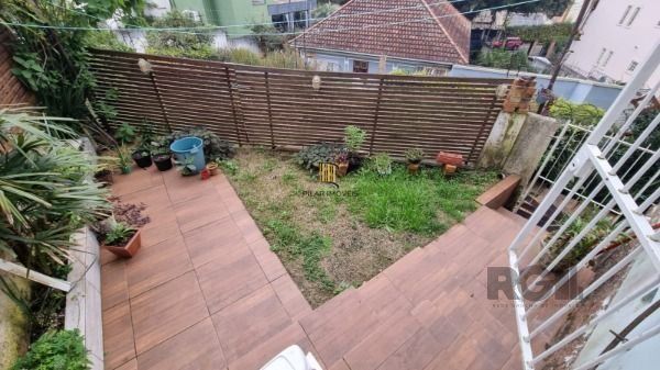 Casa Condominio em Porto Alegre, no bairro Espírito Santo, com 3 dormitório(s), 