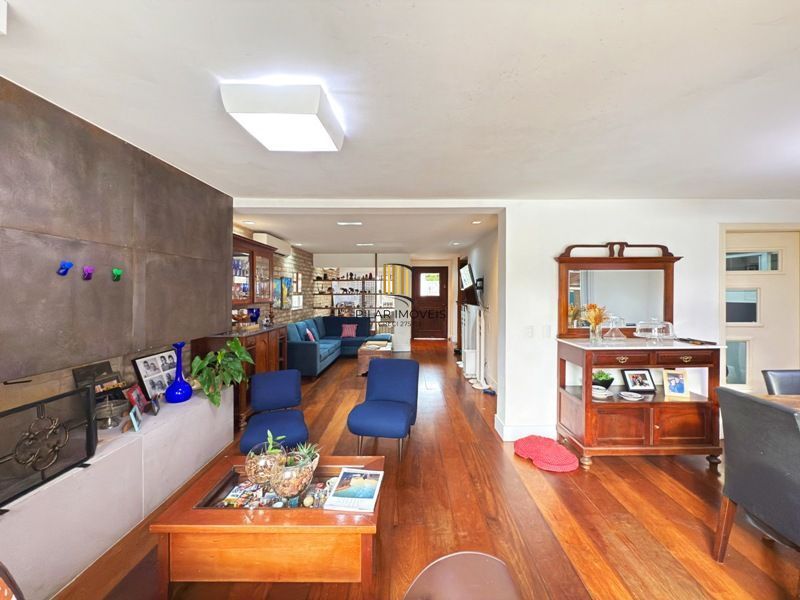 Residência, ótimo padrão com 4 suítes nos altos do Jardim Isabel, com vista pere