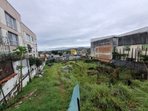 Terreno em Porto Alegre, no bairro Nonoai, à venda.