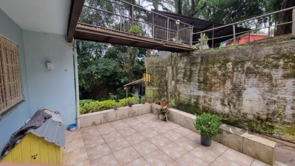 Casa Condominio em Porto Alegre, no bairro Espírito Santo, com 3 dormitório(s), 