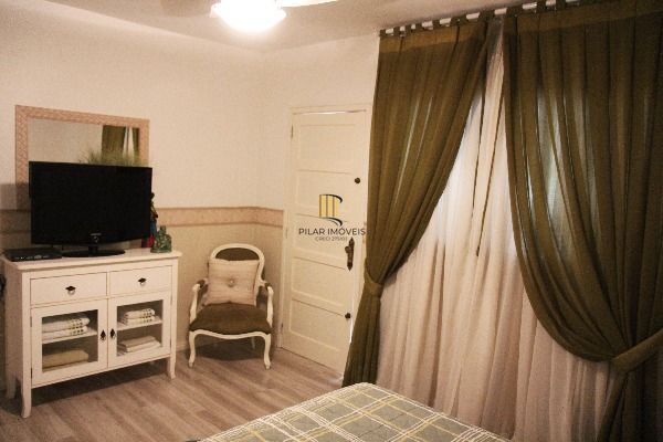 Casa para Venda - 740m², 5 dormitórios, sendo 5 suites, 5 vagas - Jardim Isabel