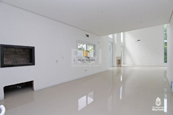 Casa para Venda - 267.6m², 3 dormitórios, sendo 1 suites, 3 vagas - Vila Conceiç