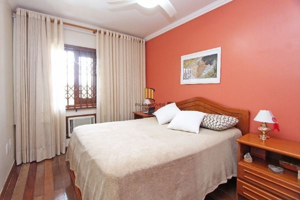 Casa para Venda - 287.96m², 4 dormitórios, sendo 1 suites, 4 vagas - Imperial Pa