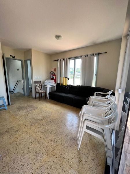 Apartamento em Porto Alegre, no bairro Medianeira, com 1 dormitório(s), e 1 banh