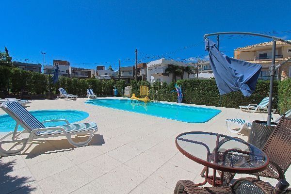 Casa Condominio em Porto Alegre, no bairro Hípica, com 3 dormitório(s), e 3 banh