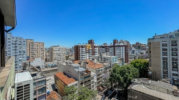 Conjunto/Sala em Porto Alegre, no bairro Bom Fim, e 0 banheiros, à venda.