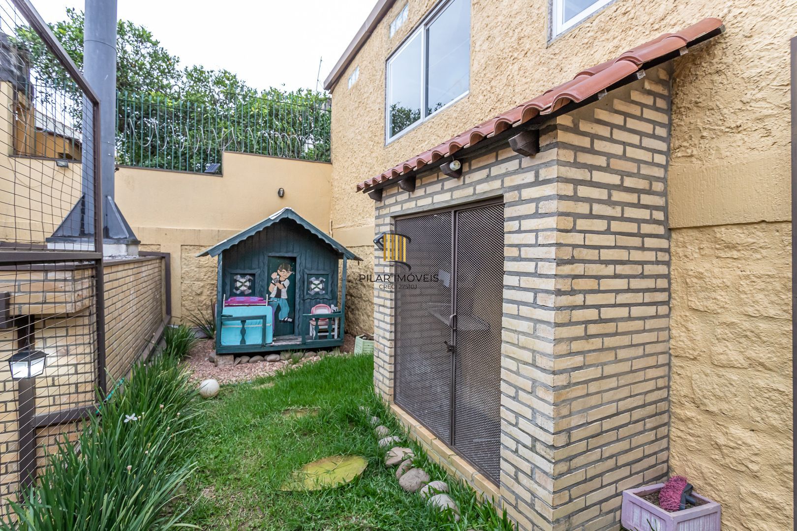 Excelente casa de dois pavimentos no bairro Ipanema – Zona Sul de Porto Alegre