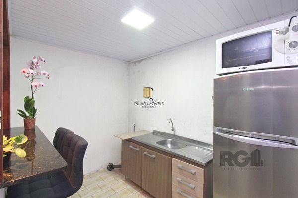 Casa em Porto Alegre, no bairro Cavalhada, com 4 dormitório(s), e 4 banheiros, à