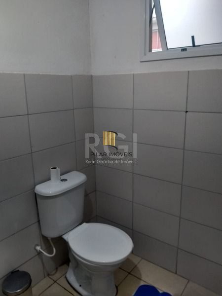Apartamento em Porto Alegre, no bairro Restinga, com 2 dormitório(s), e 2 banhei