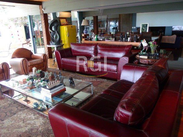 Casa para Venda - 700m², 4 dormitórios, sendo 4 suites, 6 vagas - Vila Conceição