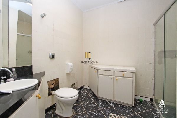 Casa para Venda - 180m², 3 dormitórios, sendo 1 suites, 2 vagas - Jardim Verde