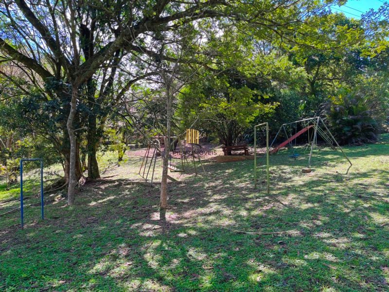 Casa em condomínio para pessoas de bom gosto.