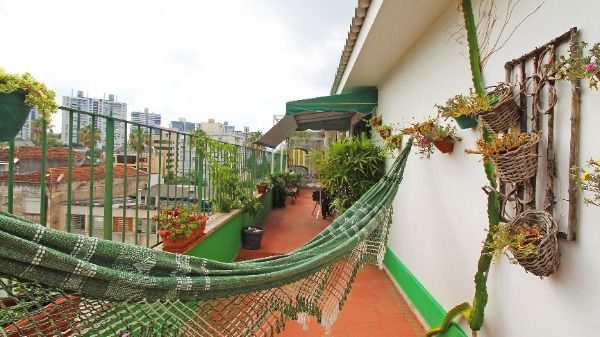 Cobertura em Porto Alegre, no bairro Petrópolis, com 3 dormitório(s), e 3 banhei