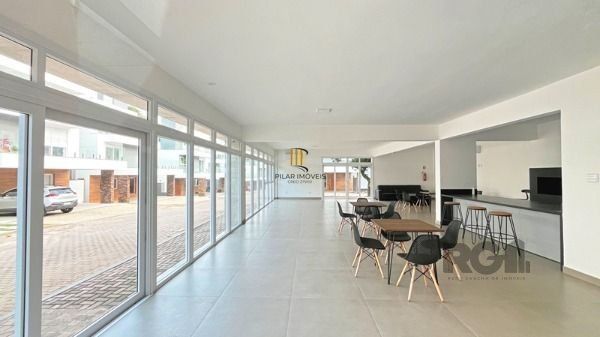 Casa Condominio para Venda - 364m², 3 dormitórios, sendo 3 suites, 2 vagas - Ped