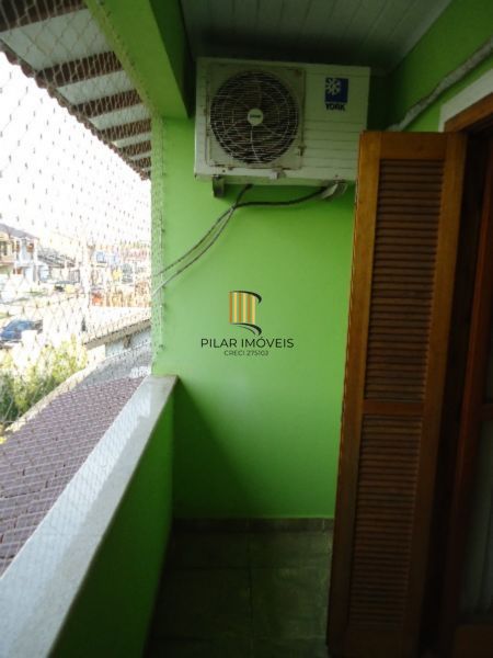 Casa para Venda - 220m², 3 dormitórios, sendo 1 suites, 2 vagas - Hípica