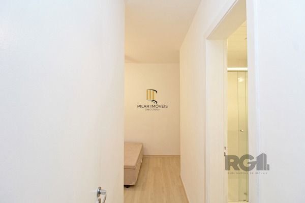 Apartamento em Porto Alegre, no bairro Teresópolis, com 2 dormitório(s), e 2 ban