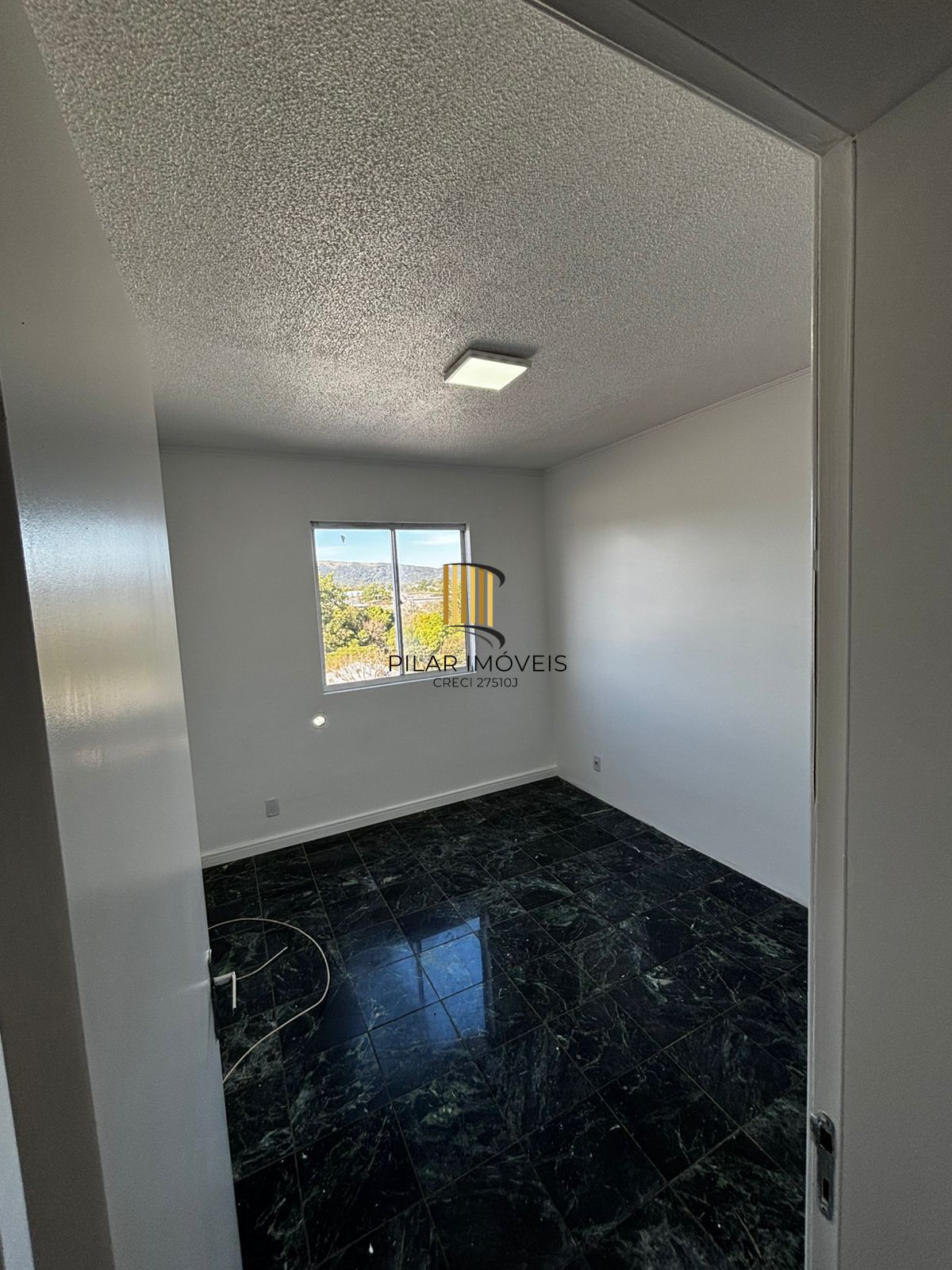 Apartamento 2dorm, sala/cozinha, banheiro. Aceita venda assistida!