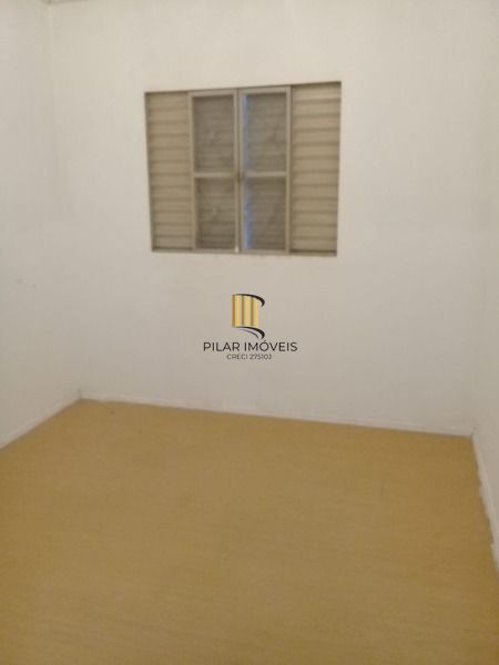 Predio em Porto Alegre, no bairro Glória, e 0 banheiros, à venda.