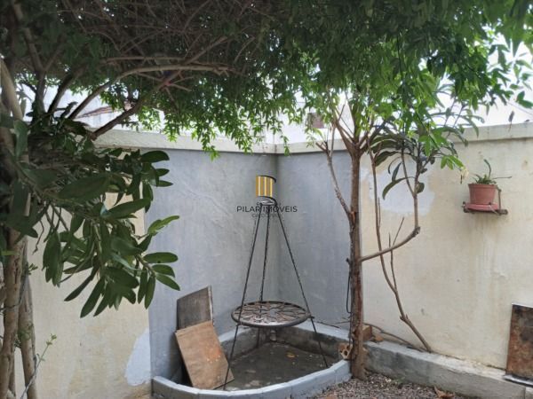 Casa para Venda - 228m², 4 dormitórios, sendo 2 suites, 3 vagas - Medianeira