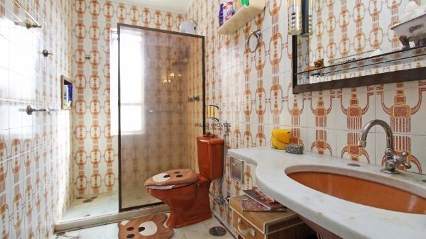 Cobertura em Porto Alegre, no bairro Petrópolis, com 3 dormitório(s), e 3 banhei