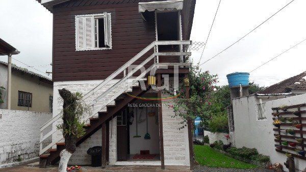 Sobrado para Venda - 280m², 4 dormitórios, 4 vagas - Cavalhada