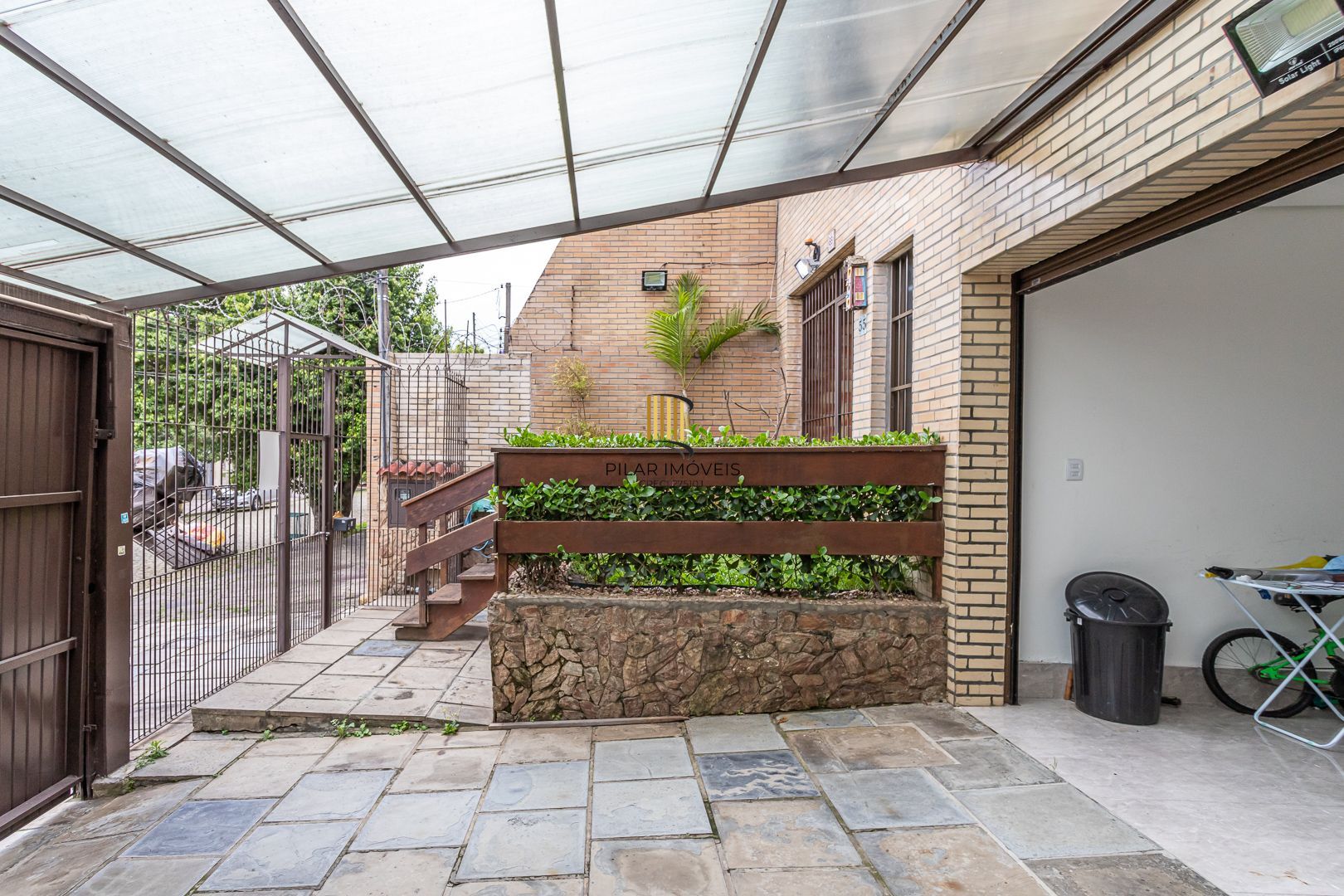 Excelente casa de dois pavimentos no bairro Ipanema – Zona Sul de Porto Alegre