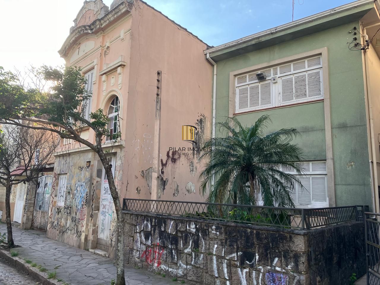 Terreno em Porto Alegre, no bairro Cidade Baixa, à venda.
