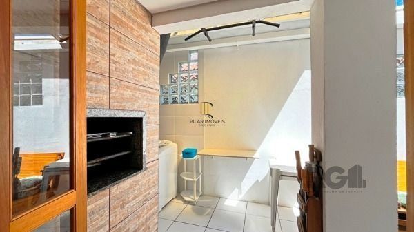 Casa Condominio em Porto Alegre, no bairro Tristeza, com 3 dormitório(s), e 3 ba