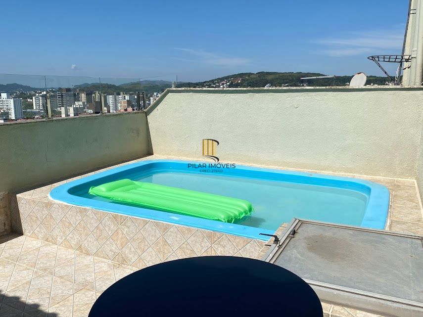 Cobertura, com 3 dormitórios, piscina, Bairro Tristeza.