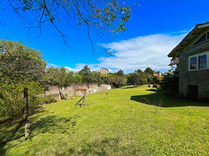 Casa em condomínio para pessoas de bom gosto.