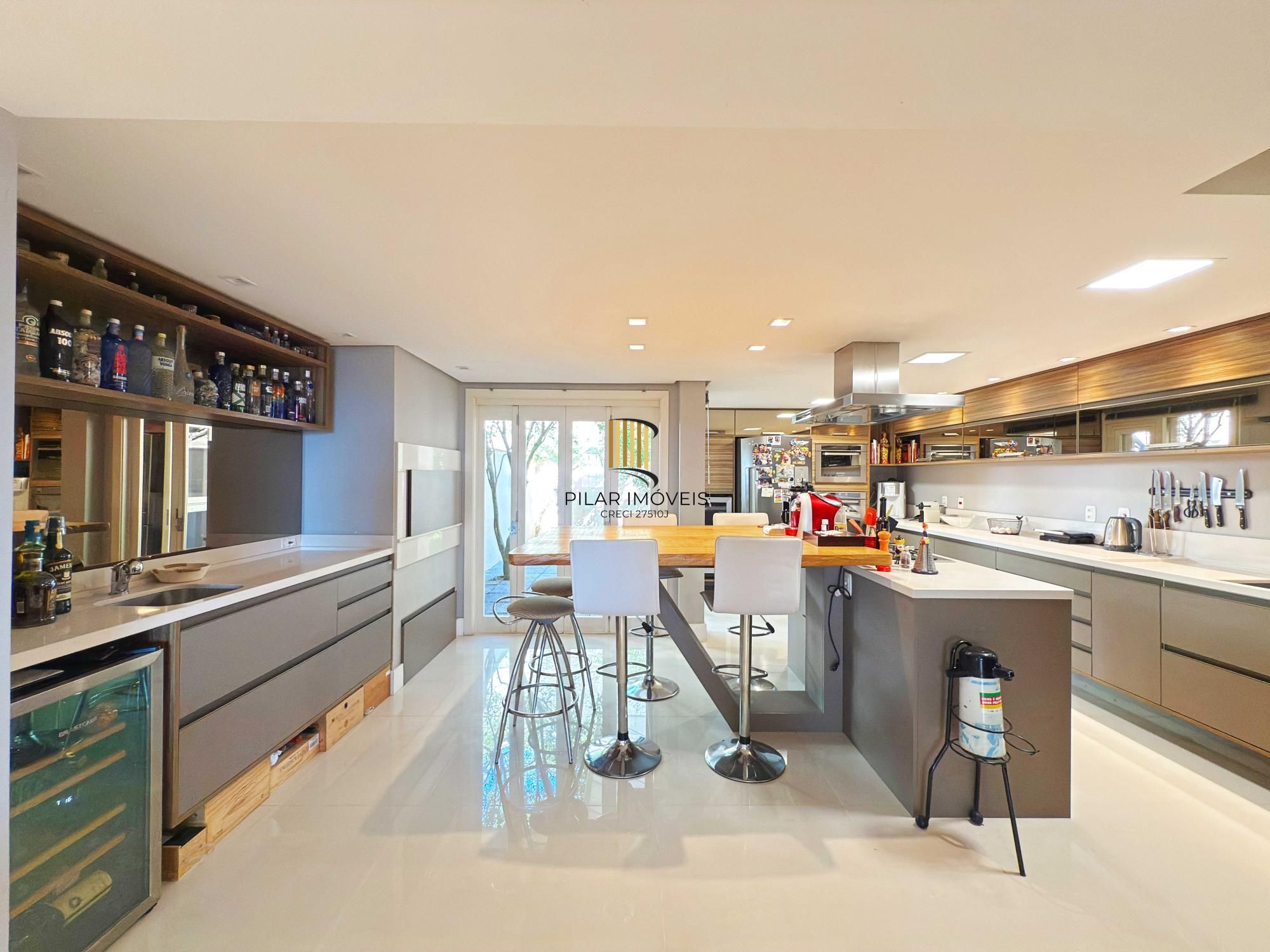 Casa de Condomínio 3 dormitórios no bairro Tristeza