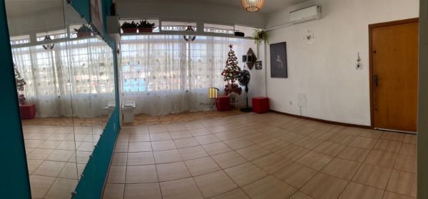 Apartamento em Porto Alegre, no bairro Ipanema, com 3 dormitório(s), e 3 banheir - Pilar Imóveis