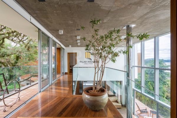 Casa para Venda - 463.7m², 4 dormitórios, sendo 4 suites, 4 vagas - Vila Conceiç