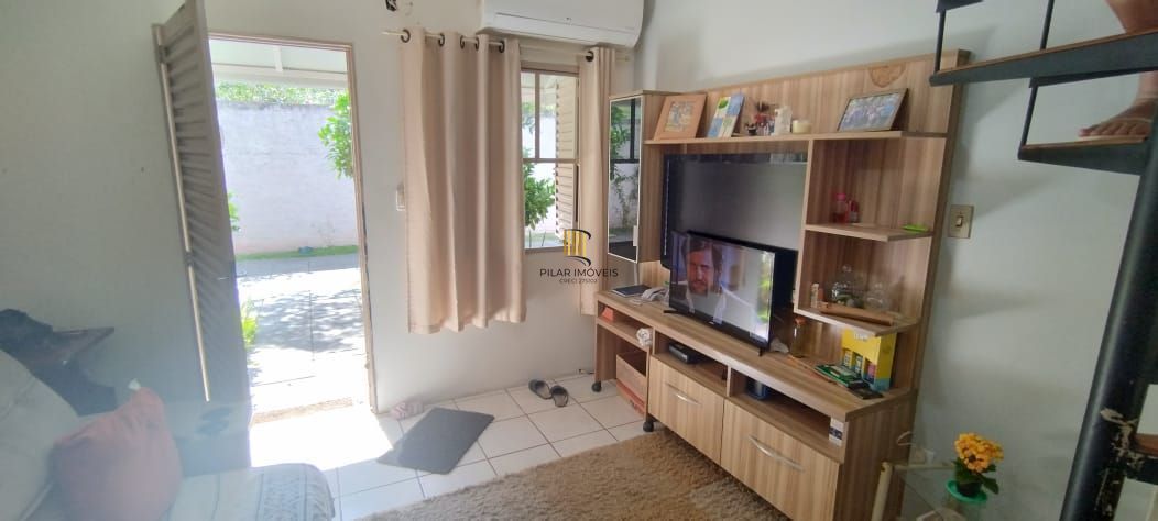 Casa em Condomínio 1 dormitórios à venda Guarujá Porto Alegre/RS - Pilar Imóveis