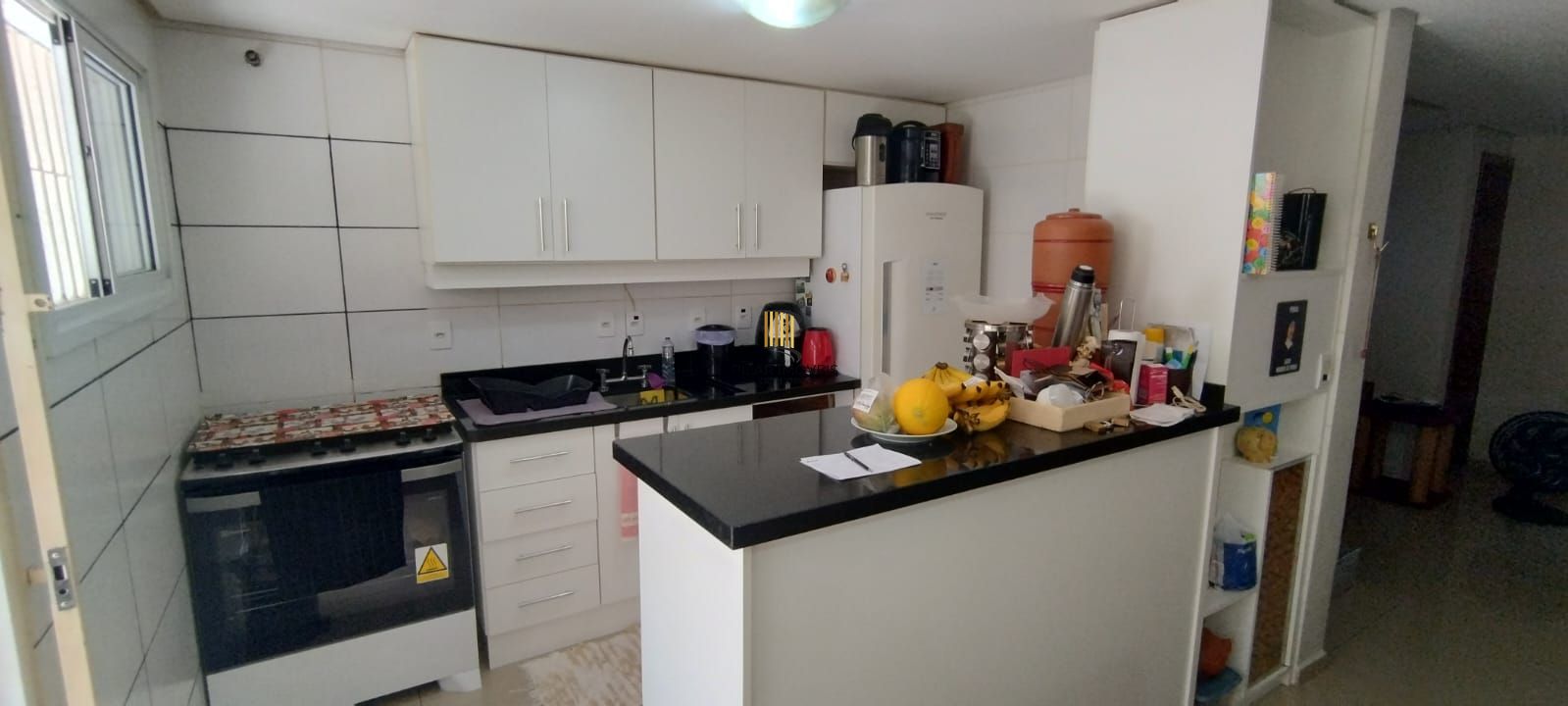 Linda Residência com 3 dormitórios, sendo 1 suíte á venda no Imperial Parque.