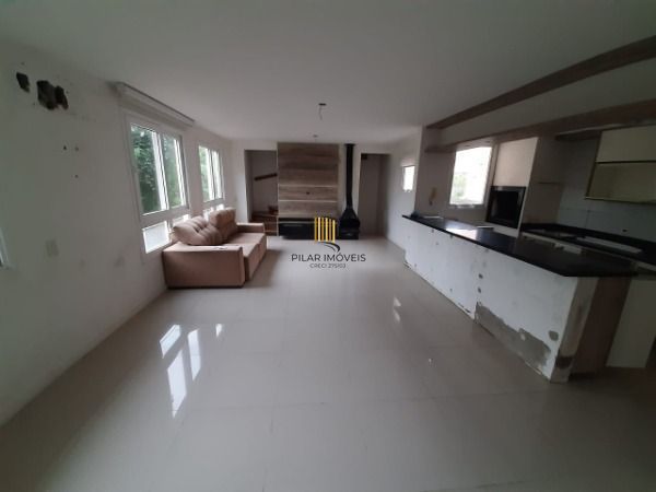 Casa Condominio em Porto Alegre, no bairro Ipanema, com 3 dormitório(s), e 3 ban