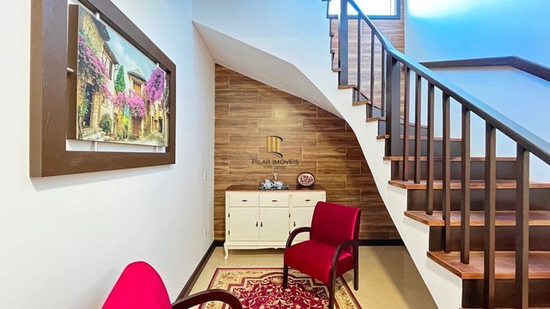 Altos do lago- Com 3 dormitórios, 3 vagas , piscina , Linda e ampla casa em cond