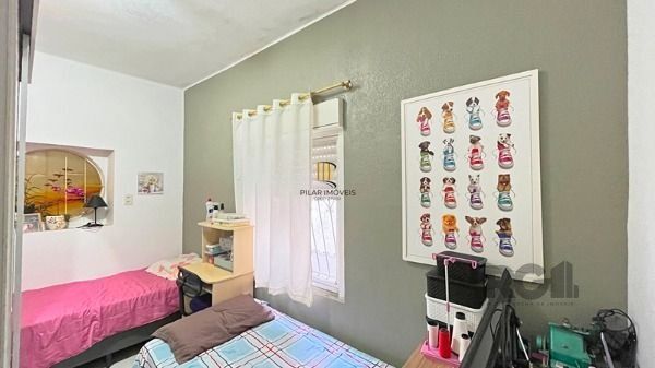 Casa para Venda - 240m², 4 dormitórios, 3 vagas - Nonoai